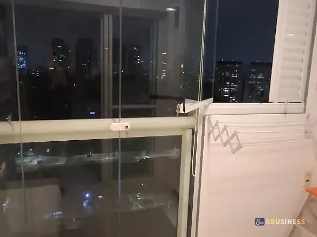 Apartamento 1 quarto e 1 banheiro, para alugar, no bairro Vila Andrade em São Paulo