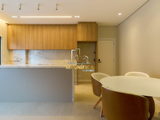 Apartamento 2 quartos e 3 banheiros, à venda, no bairro Santa Quitéria em Curitiba