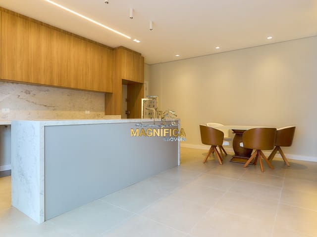 Apartamento 2 quartos e 3 banheiros, à venda, no bairro Santa Quitéria em Curitiba