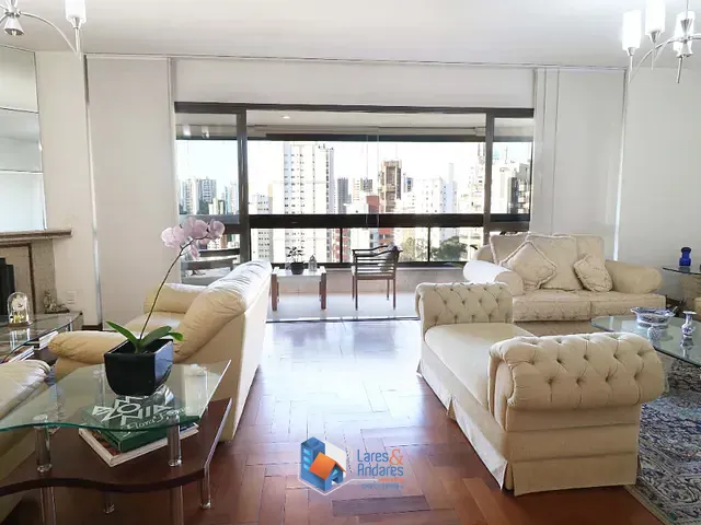 Apartamento com 226m² 4 quartos e 6 banheiros, à venda, no bairro Vila Suzana em São Paulo