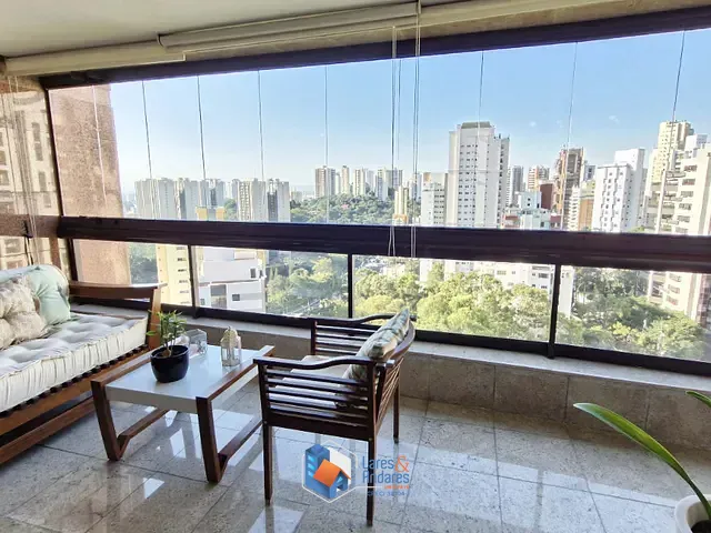 Apartamento com 226m² 4 quartos e 6 banheiros, à venda, no bairro Vila Suzana em São Paulo
