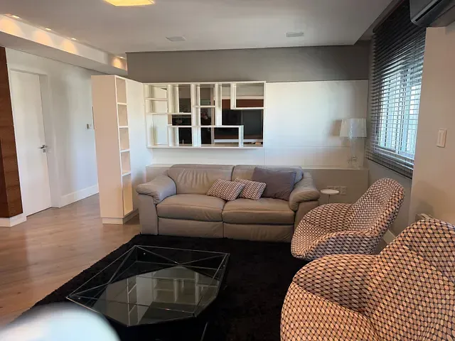 Apartamento 2 quartos e 2 banheiros, à venda, no bairro Pio X em Caxias do Sul