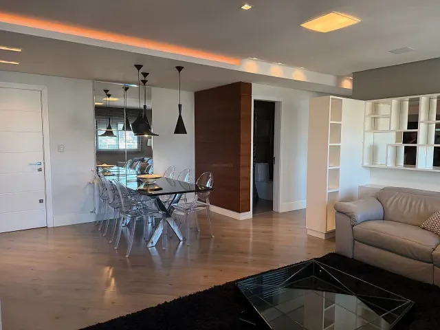 Apartamento 2 quartos e 2 banheiros, à venda, no bairro Pio X em Caxias do Sul