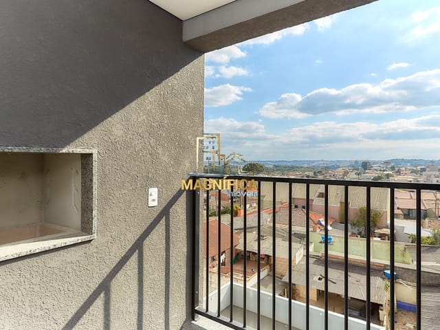 Apartamento 2 quartos e 1 banheiro, à venda, no bairro Pinheirinho em Curitiba