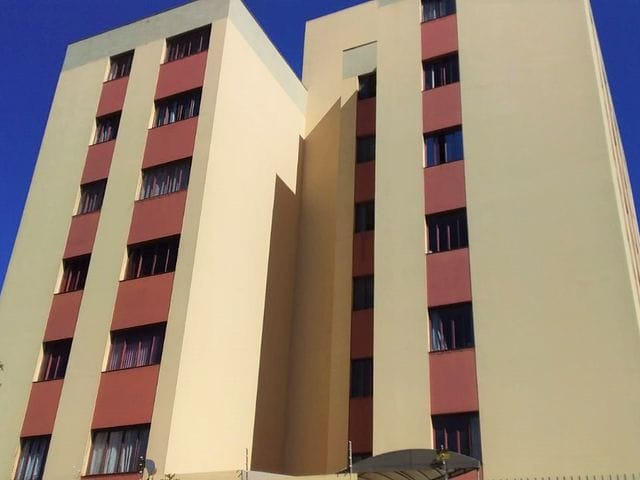 Apartamento com 81m² 2 quartos e 1 banheiro, à venda, no bairro Portuguesa em Londrina