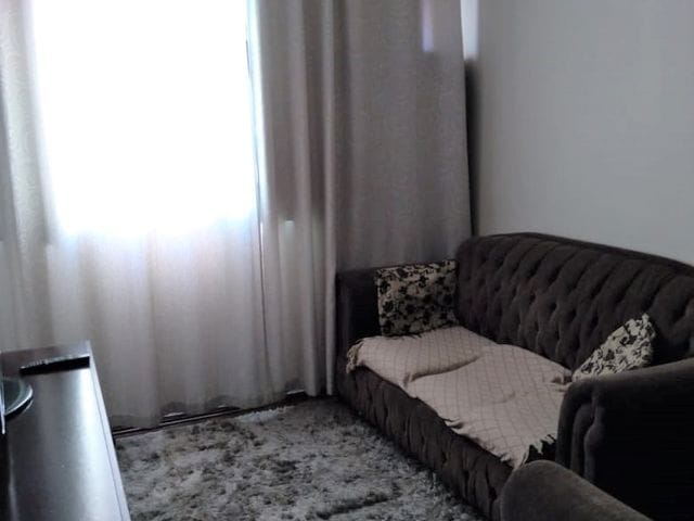 Apartamento com 81m² 2 quartos e 1 banheiro, à venda, no bairro Portuguesa em Londrina