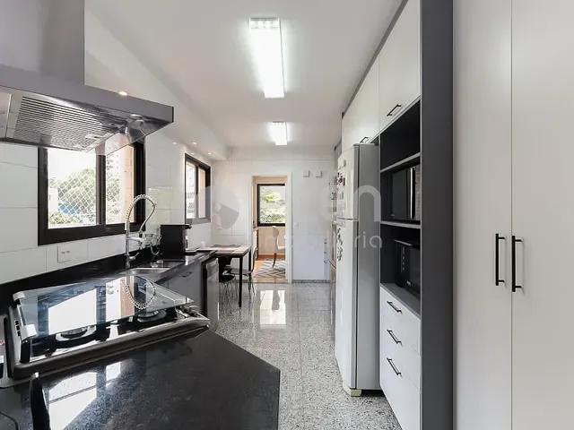 Apartamento 4 quartos e 6 banheiros, à venda, no bairro Perdizes em São Paulo
