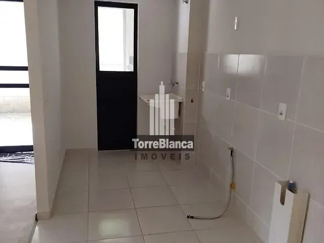 Apartamento com 87m² 2 quartos e 2 banheiros, à venda, no bairro Uvaranas em Ponta Grossa