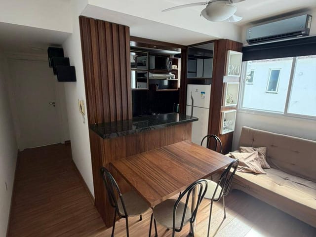 Apartamento 1 quarto e 1 banheiro, para alugar, no bairro Centro em Pelotas