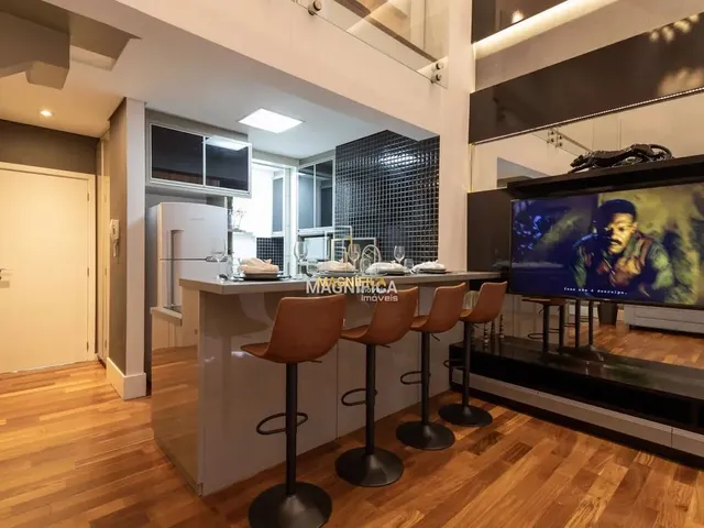 Apartamento 1 quarto e 3 banheiros, à venda, no bairro Centro em Curitiba