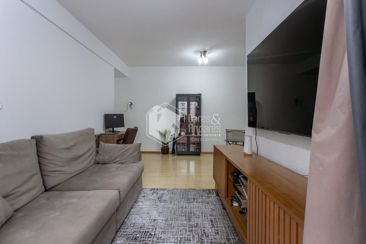 Apartamento à venda com 2 quartos, 60m² - Foto 4