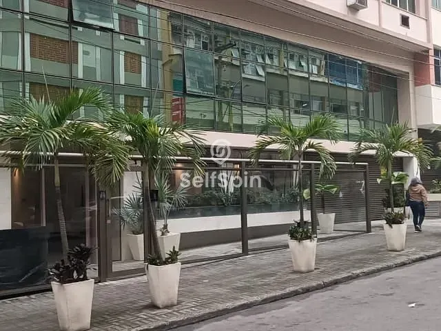 Apartamento 2 quartos e 2 banheiros, para alugar, no bairro Icaraí em Niterói