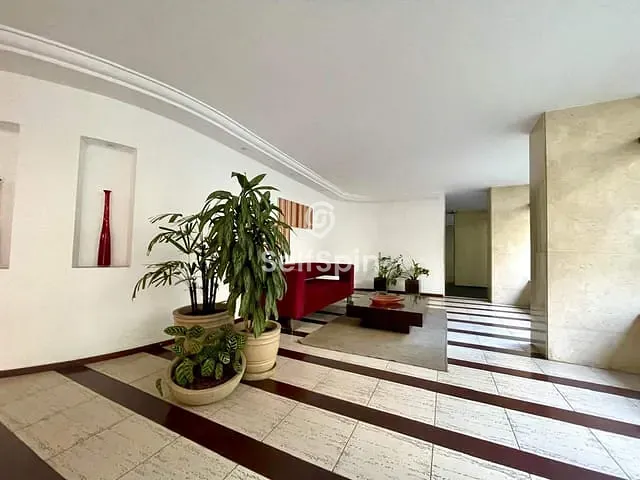 Apartamento 2 quartos e 2 banheiros, para alugar, no bairro Icaraí em Niterói