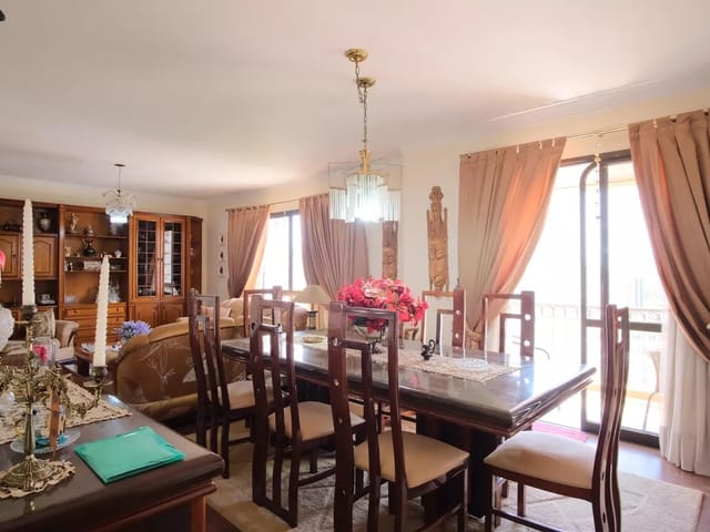 Apartamento com 150m² 4 quartos e 5 banheiros, para alugar, no bairro Vila Gomes Cardim em São Paulo