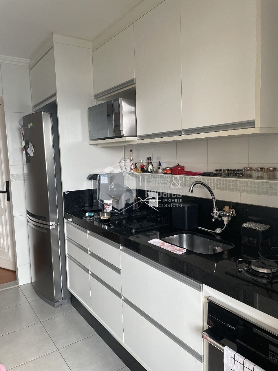 Apartamento à venda com 3 quartos, 75m² - Foto 7