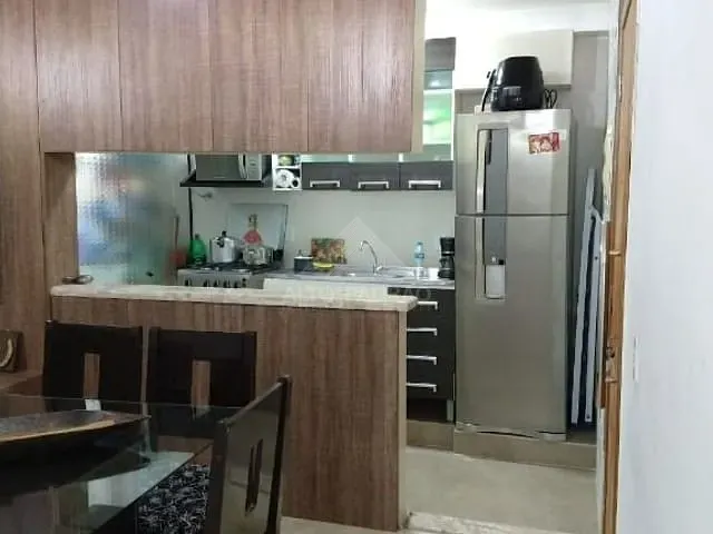 Apartamento com 50m² 2 quartos e 1 banheiro, à venda, no bairro Parque Erasmo Assunção em Santo André