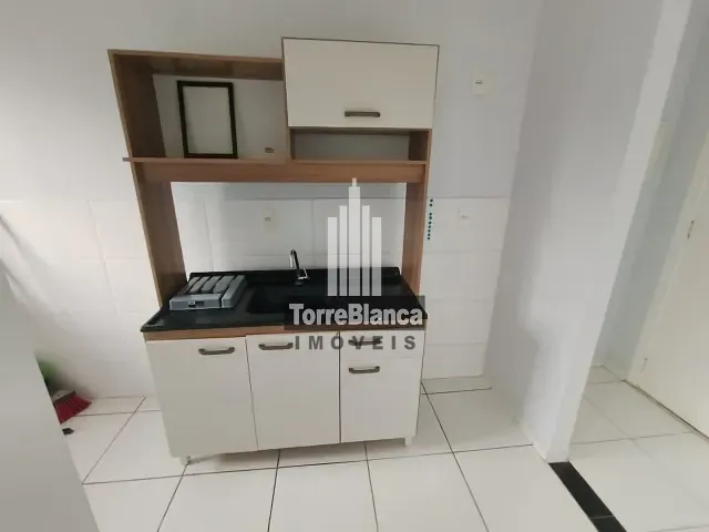 Apartamento com 50m² 2 quartos e 1 banheiro, para alugar, no bairro Uvaranas em Ponta Grossa