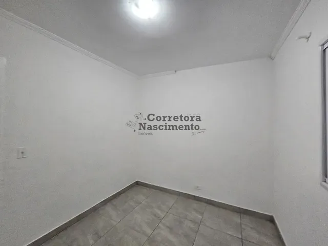 Apartamento 2 quartos e 1 banheiro, para alugar, no bairro Jardim Coleginho em Jacareí