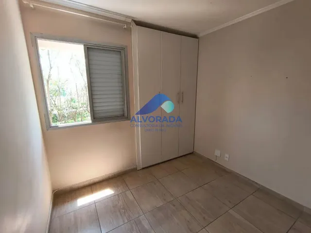 Apartamento com 10m² 3 quartos e 2 banheiros, à venda, no bairro Jardim Simus em Sorocaba