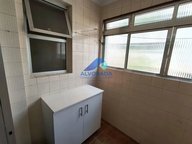 Apartamento com 10m² 3 quartos e 2 banheiros, à venda, no bairro Jardim Simus em Sorocaba
