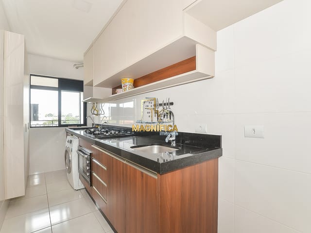 Apartamento 3 quartos e 3 banheiros, à venda, no bairro Lindóia em Curitiba