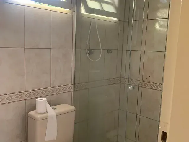 Apartamento 2 quartos e 2 banheiros, para alugar, no bairro Parque Califórnia em Campos dos Goytacazes