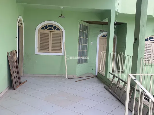 Apartamento 2 quartos e 2 banheiros, para alugar, no bairro Parque Califórnia em Campos dos Goytacazes