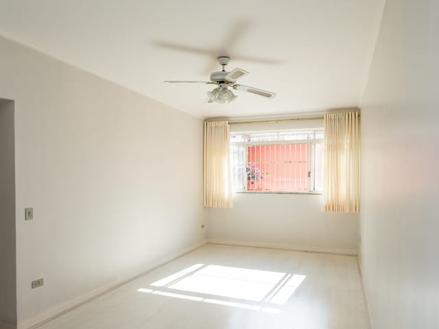Foto do Apartamento - Apartamento para venda em Vila Mariana com 2 quartos , 83m² | Lares e Andares Imóveis