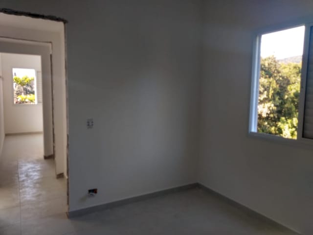 Apartamento 2 quartos e 2 banheiros, à venda, no bairro Itaguá em Ubatuba