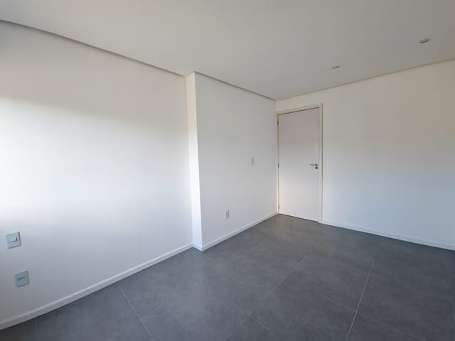 Apartamento com 85m² 2 quartos e 1 banheiro, à venda, no bairro Centro em Pelotas