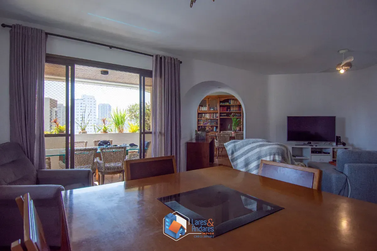 Apartamento, 4 quartos, 209 m² - Foto 1