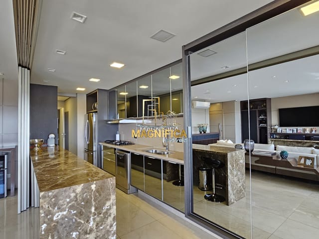 Apartamento 3 quartos e 8 banheiros, à venda, no bairro Ecoville em Curitiba