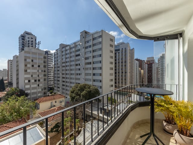 Foto do Apartamento - Apartamento tipo para venda em Perdizes com 4 quartos, sendo 1 suíte, 156m² | Lares e Andares Imóveis