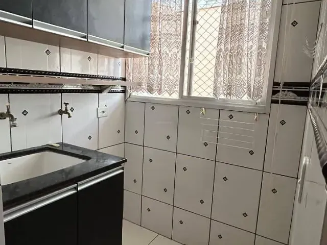 Apartamento 2 quartos e 1 banheiro, à venda, no bairro Parque Camélias em Campinas