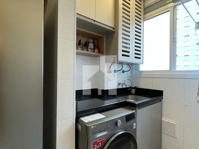 Apartamento 2 quartos e 1 banheiro, à venda, no bairro Jardim do Lago em Jundiaí