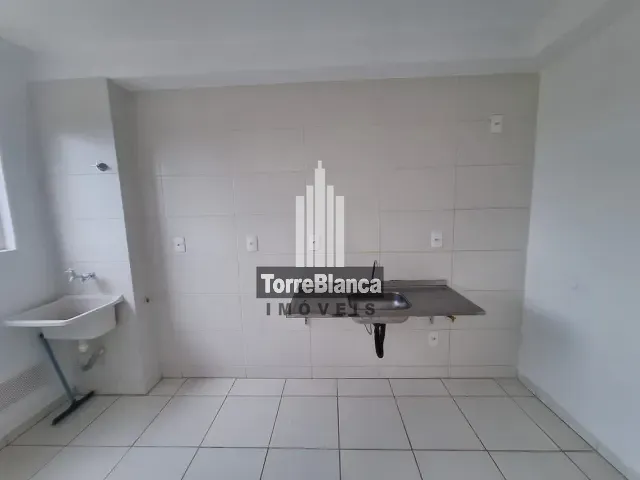 Apartamento com 50m² 2 quartos e 1 banheiro, para alugar, no bairro Uvaranas em Ponta Grossa