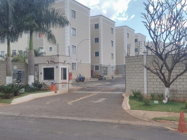 Foto do Apartamento - Apartamento com 2 dormitórios à venda, 49 m² por R$ 110.000,00 - Conjunto Manoel Mendes - Uberaba/MG | ZUCATO IMOBILIARIA LTDA