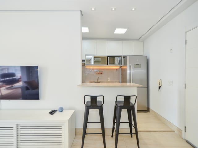 Foto do Apartamento - Apartamento tipo para venda em Pinheiros com 2 quartos, sendo 1 suíte, 68m² | Lares e Andares Imóveis