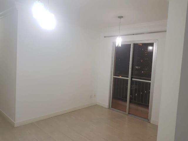 Apartamento com 56m² 2 quartos e 1 banheiro, para alugar, no bairro Quarta Parada em São Paulo