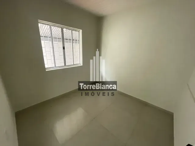 Casa com 130m² 3 quartos e 2 banheiros, para alugar, no bairro Nova Rússia em Ponta Grossa