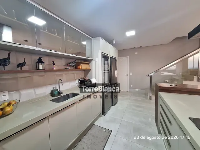 Apartamento com 280m² 3 quartos e 3 banheiros, à venda, no bairro Centro em Ponta Grossa