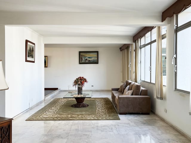 Foto do Apartamento - Apartamento tipo para venda em Higienópolis com 3 quartos, sendo 1 suíte, 213m² | Lares e Andares Imóveis