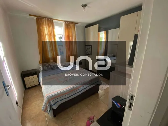 Apartamento 2 quartos e 1 banheiro, à venda, no bairro Cajuru em Curitiba