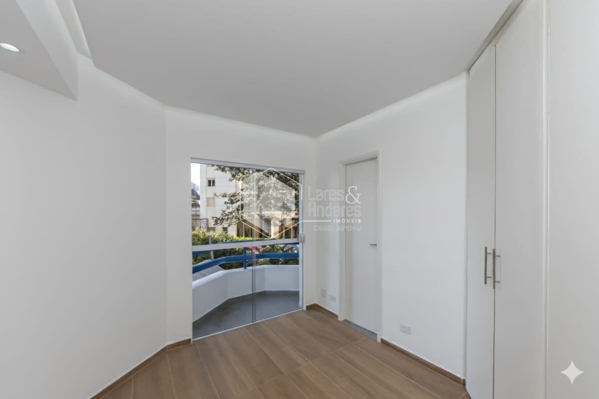 Apartamento à venda com 1 quarto, 45m² - Foto 1