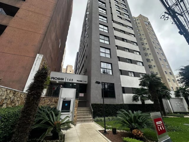 Apartamento 1 quarto e 1 banheiro, à venda, no bairro Cristo Rei em Curitiba