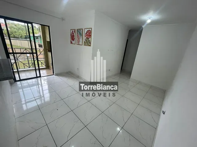 Apartamento com 70m² 3 quartos e 2 banheiros, para alugar, no bairro Uvaranas em Ponta Grossa