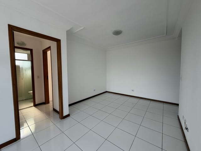 Apartamento com 62m² 2 quartos e 1 banheiro, para alugar, no bairro Vila Carrão em São Paulo