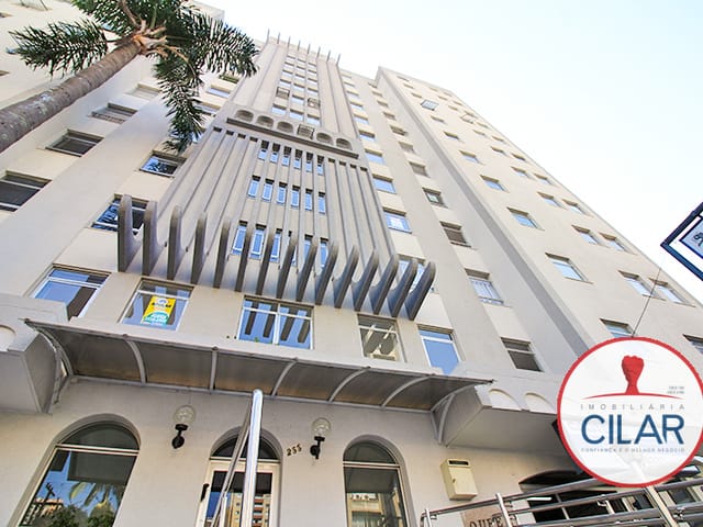 Apartamento 1 quarto e 1 banheiro, para alugar, no bairro Centro em Curitiba