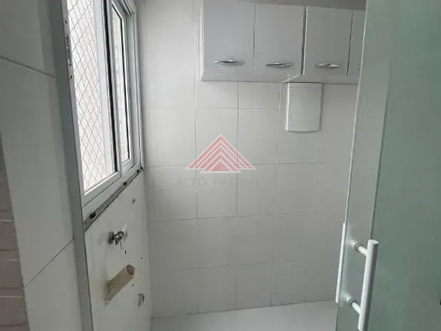 Apartamento com 50m² 2 quartos e 1 banheiro, à venda, no bairro Vila Nossa Senhora das Vitórias em Mauá