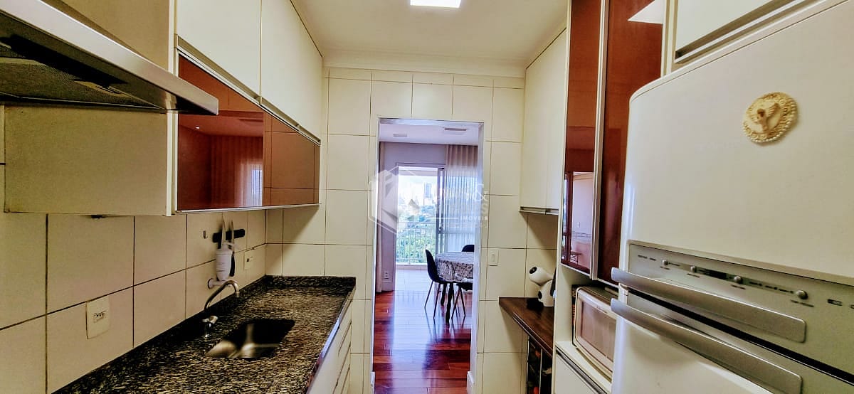 Apartamento à venda com 3 quartos, 94m² - Foto 12